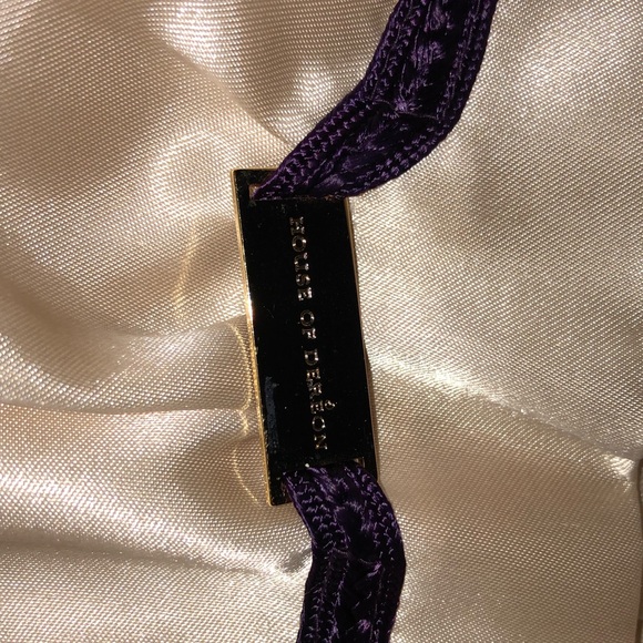 House of dereon size large - Picture 7 of 7